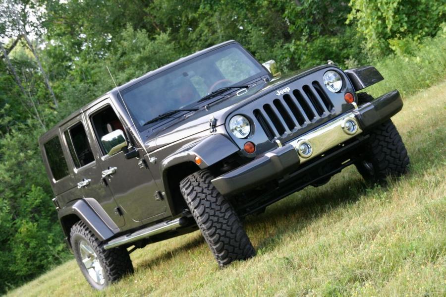  Jeep Wrangler Unlimited Ultimate 2007 года  (фото 3 из 29)